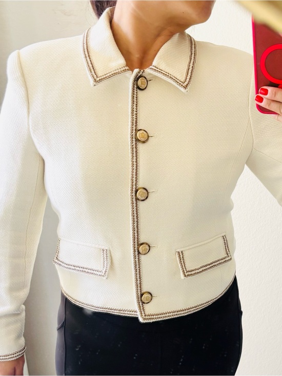 Veronica Beard Jackets & Blazers - Veronica Beard Cream Cropped Tweed Jacket with Brown Trim (NWT)